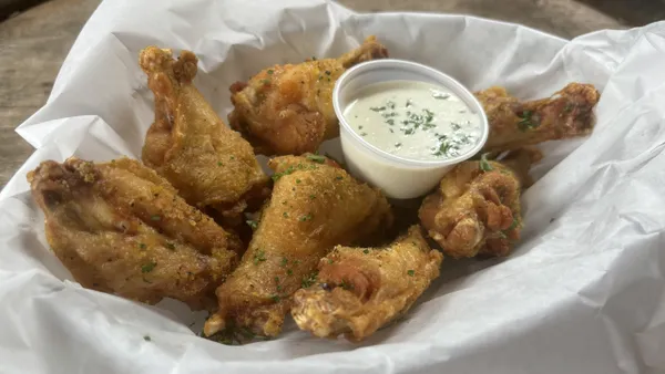 600-_-contain_v4 4 - Aero Crafters Bar & Grill - Restaurants in Victoria TX